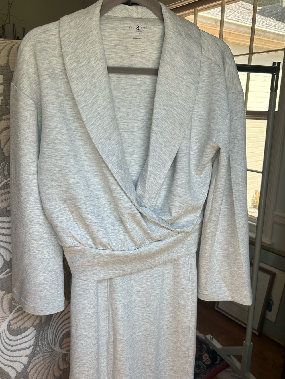 Lou & Grey Maxi Midi Skirt Size Medium Sporty Skirt Light Gray NEW - Picture 2 of 9